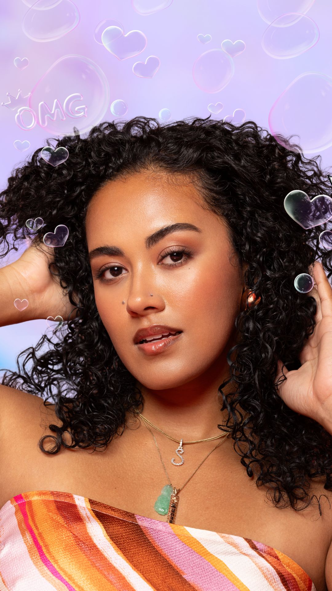 5 Easy Hair Styles For Curly Hair (That Only Take 5-Minutes!) - Cheribe